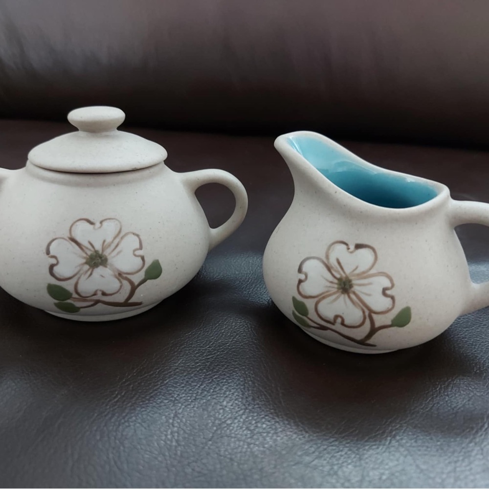 Vintage handmade Pigeon Forge Pottery  Cream creamer, and sugar bowl